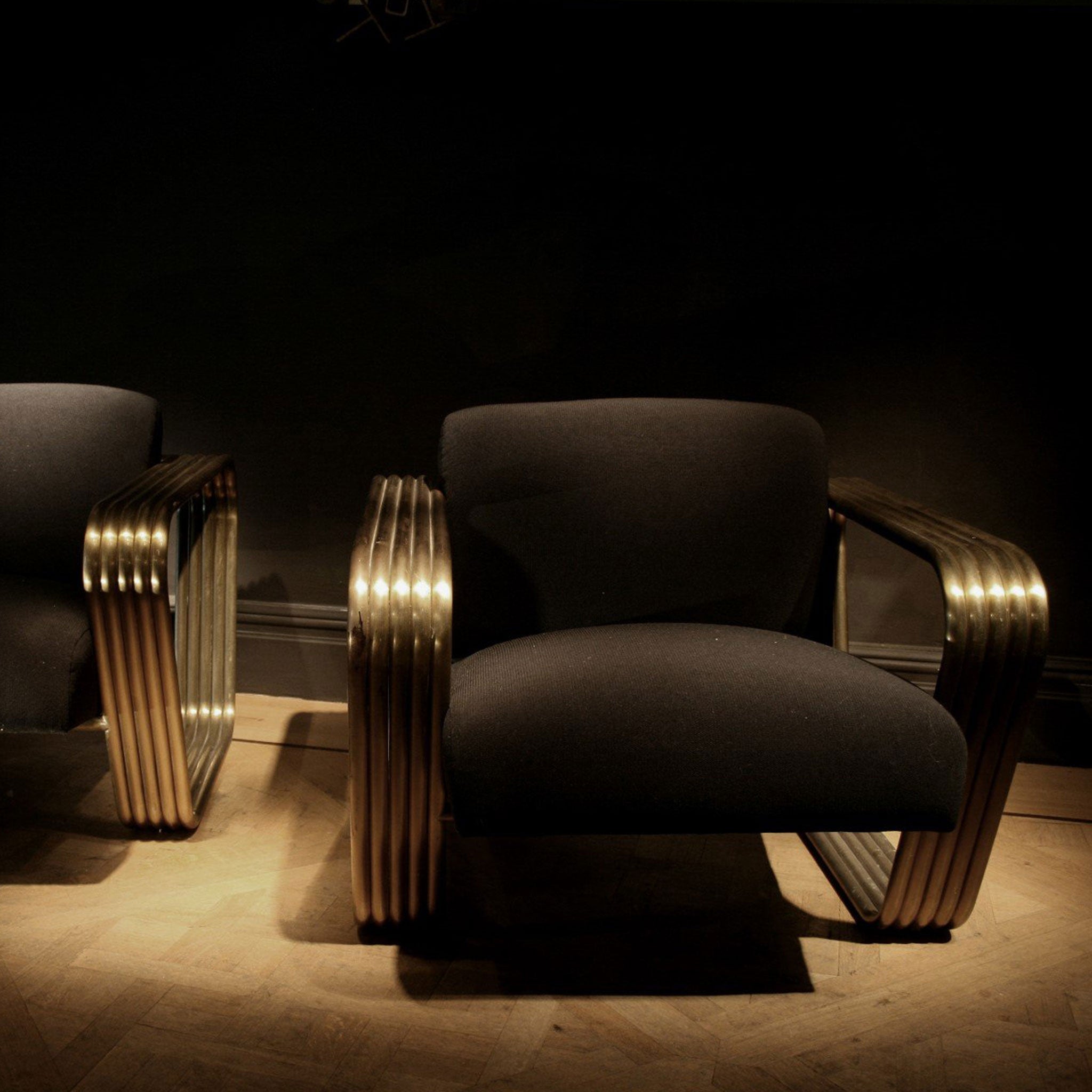Tubular metal lounge chairs